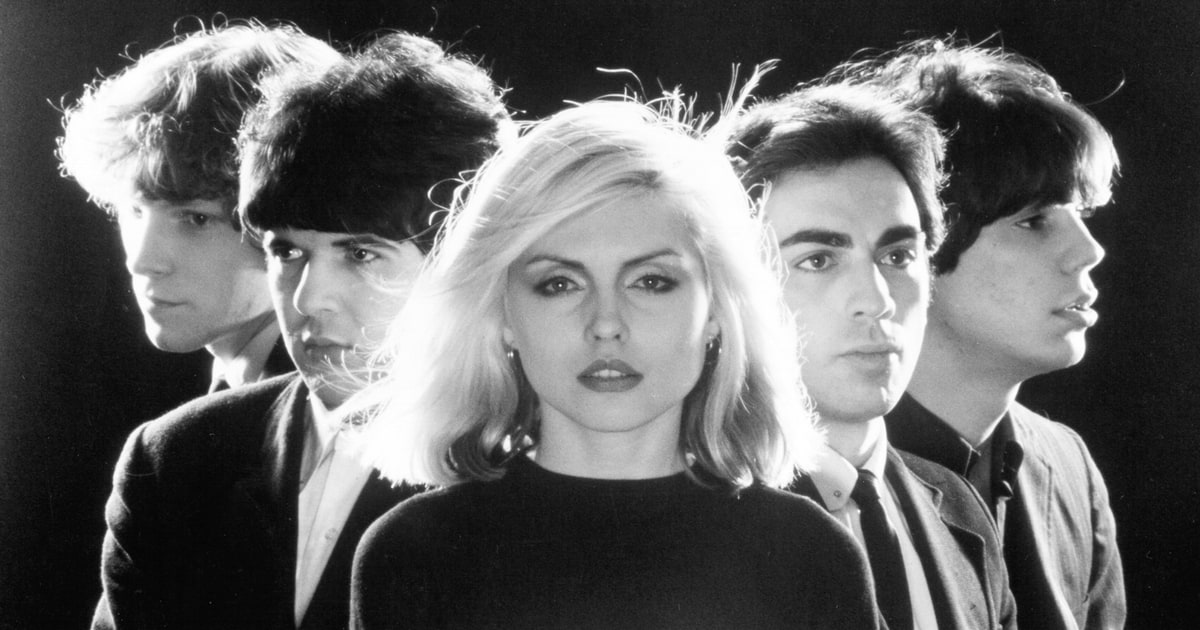 Group photo of the rock band Blondie.